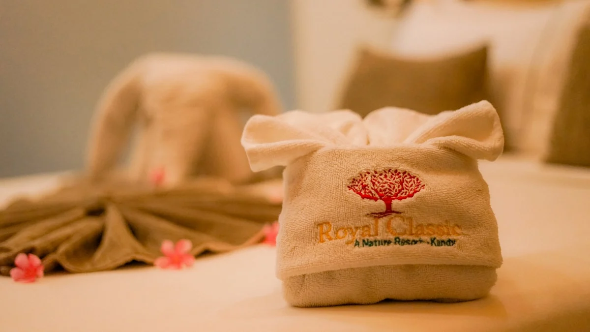 Royal Classic invites you to take it easy in a private leisure where you can savor quality and intimate moments with family, catch up on your reading or simply sit back and entertain your thoughts. All Rights Reserved by Kandy Cinema (PVT) LTD® photography© 2022 Contact us +94767731340 | +94767400616